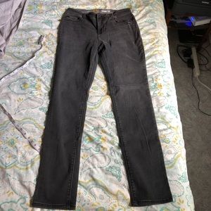 LEE Mid-Rise Dream Fit skinny leg black jeans, 12L